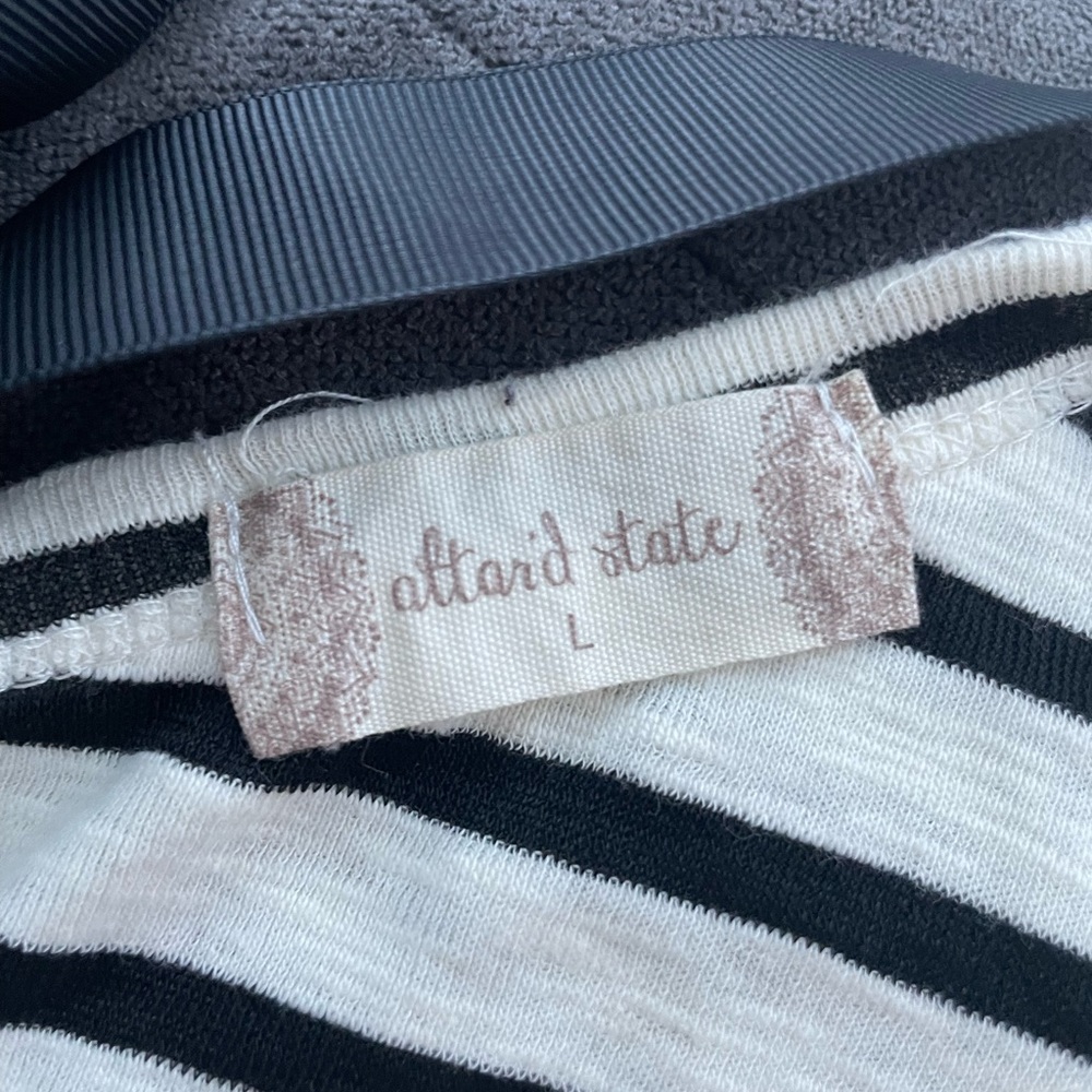 Light grey and Black stripped shirt with black bow accent on back size large - Picture 3 of 3